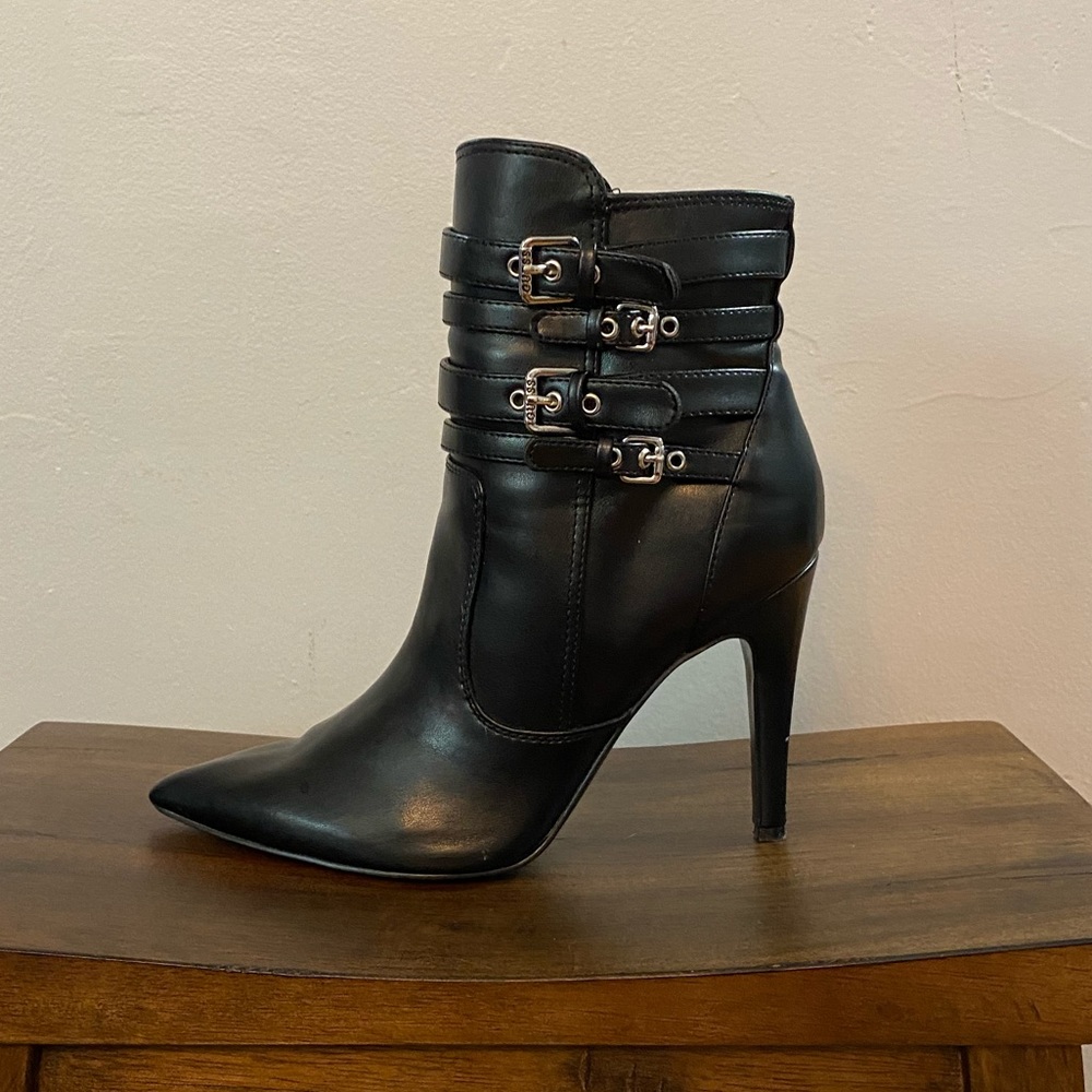 Guess moto heeled boot